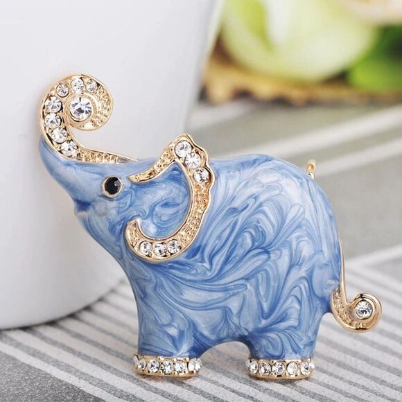 VQ Elephant Brooch - Picture 2 of 7